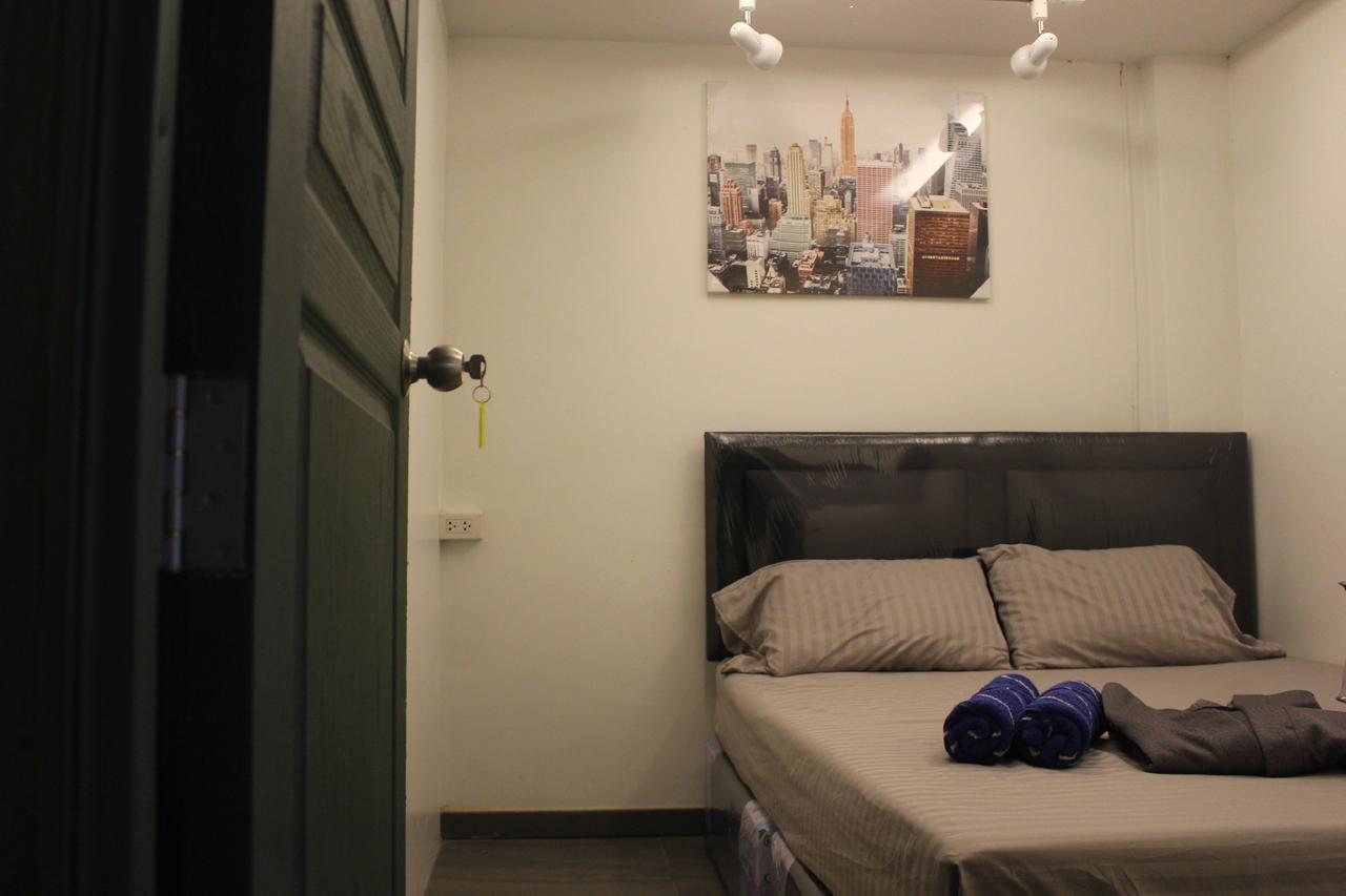 Citi Square By Battery Park Hostel Chiang Mai Exterior photo